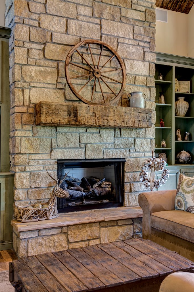 thin-rock-interior-fireplace